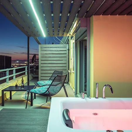 Acropolis View Mini Sky & Hot Tub