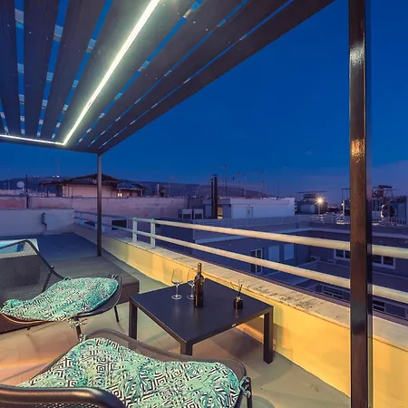 Acropolis View Mini Sky & Hot Tub