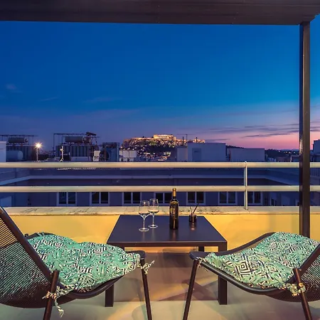 Acropolis View Mini Sky & Hot Tub